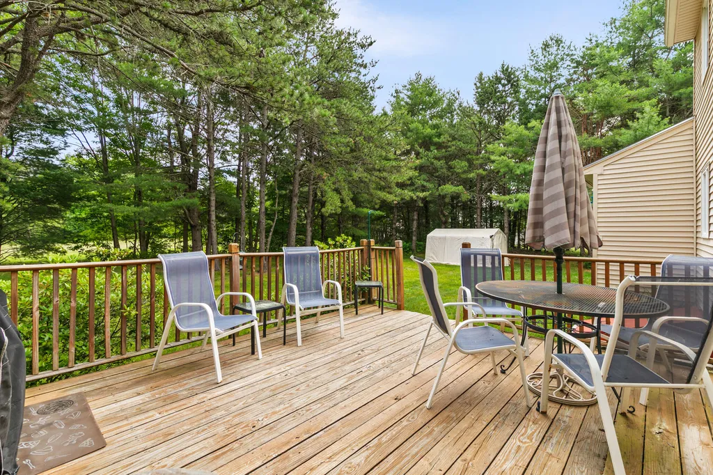 87 1/2 Harpswell Road Brunswick ME 04011