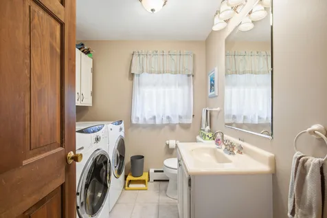 87 1/2 Harpswell Road Brunswick ME 04011