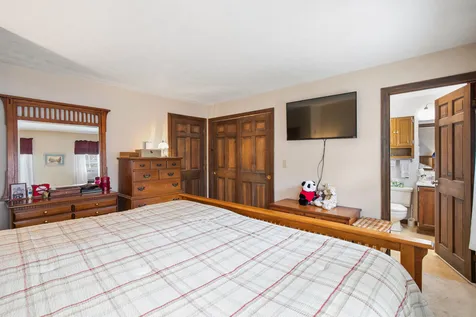 87 1/2 Harpswell Road Brunswick ME 04011