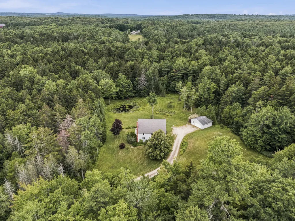 10 Arrowhead Ridge Road Freeport ME 04032