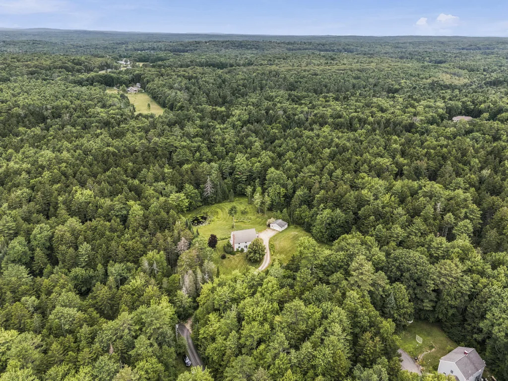10 Arrowhead Ridge Road Freeport ME 04032