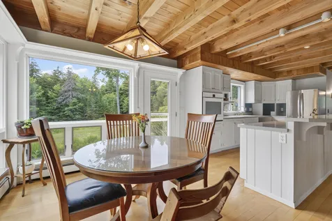 10 Arrowhead Ridge Road Freeport ME 04032