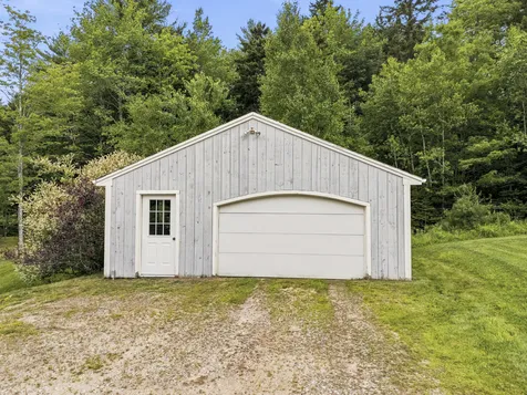 10 Arrowhead Ridge Road Freeport ME 04032