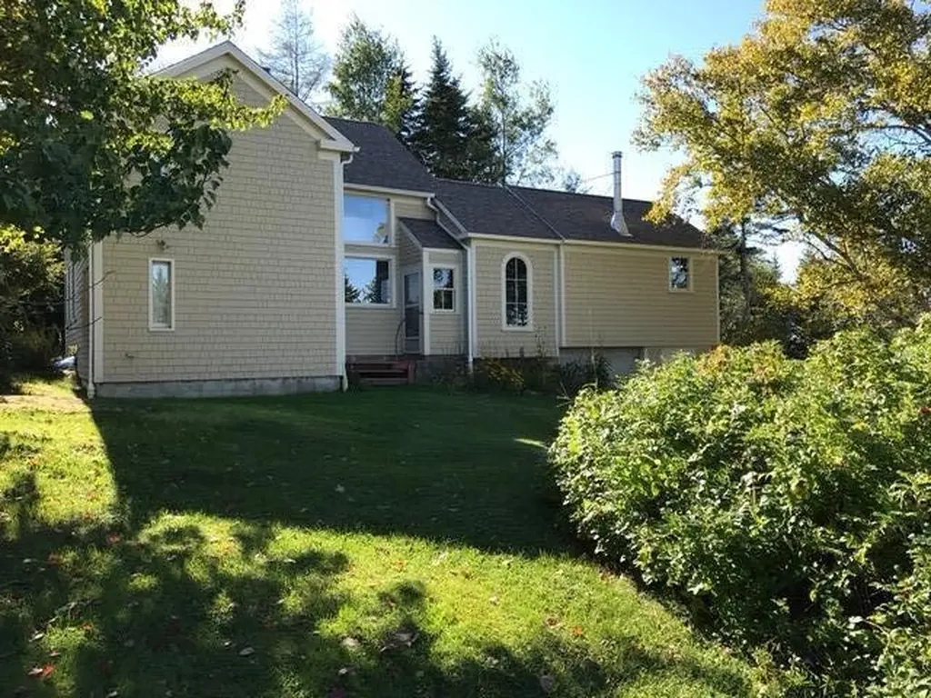 399 Mooseneck Road Addison ME 04606