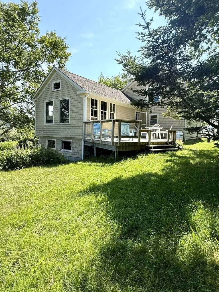 399 Mooseneck Road Addison ME 04606