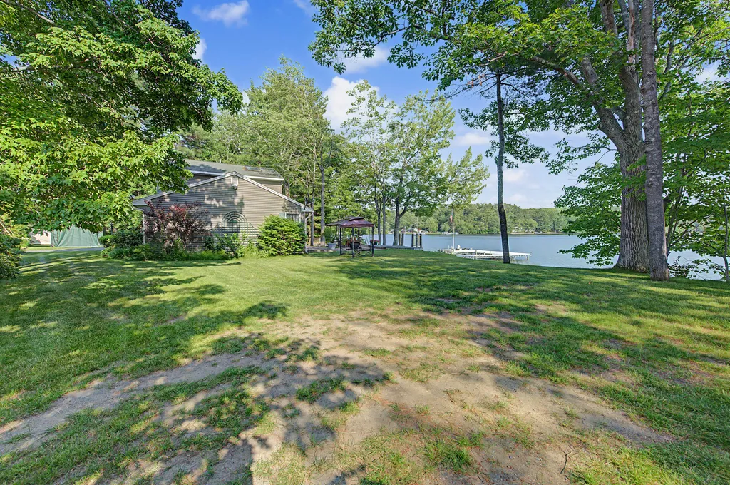 4 Schellinger Road Poland ME 04274