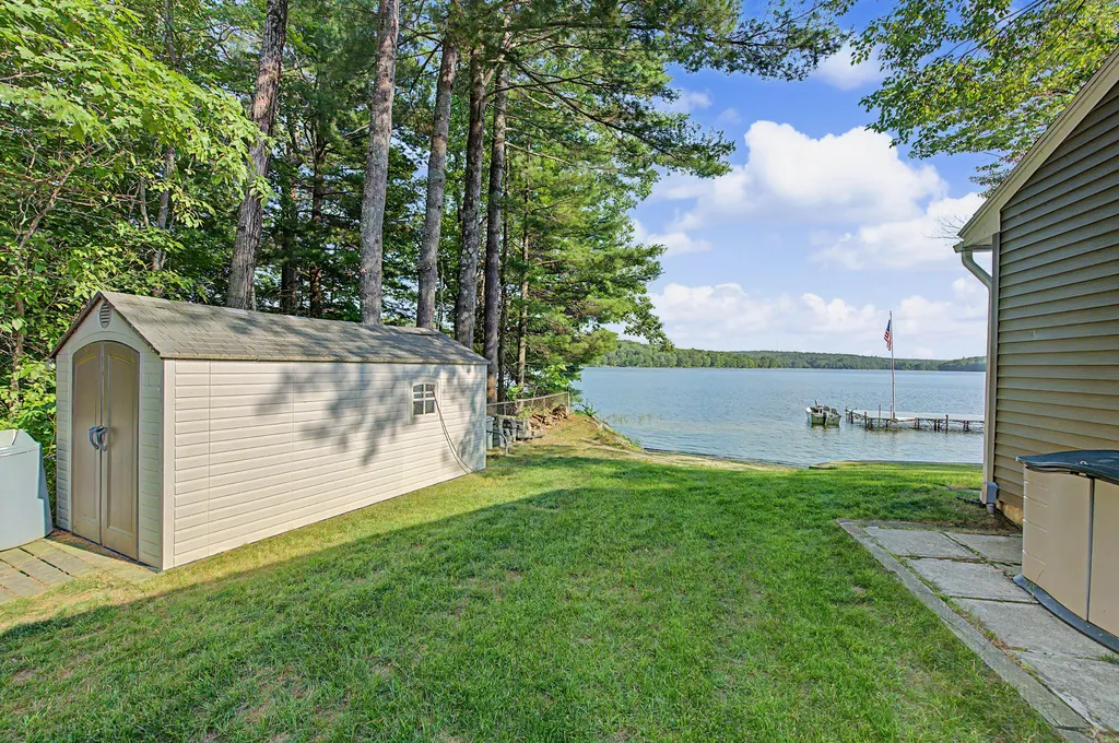 4 Schellinger Road Poland ME 04274