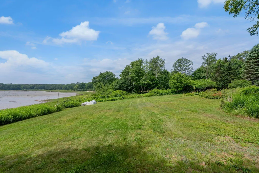 31 Charleston Road Chebeague Island ME 04017