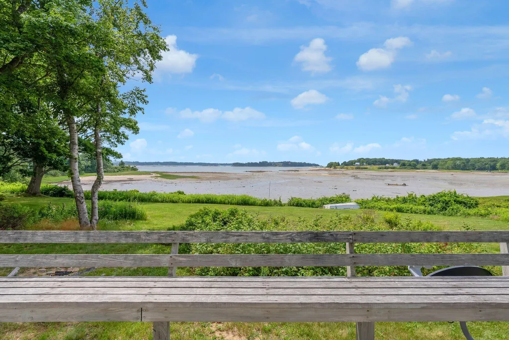 31 Charleston Road Chebeague Island ME 04017