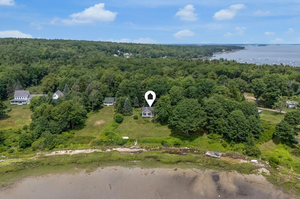 31 Charleston Road Chebeague Island ME 04017