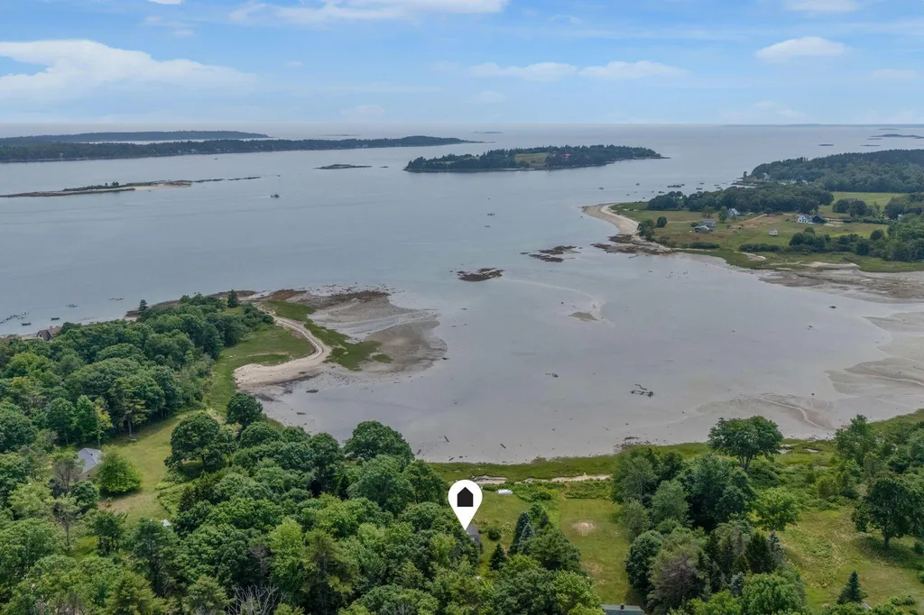 31 Charleston Road Chebeague Island ME 04017