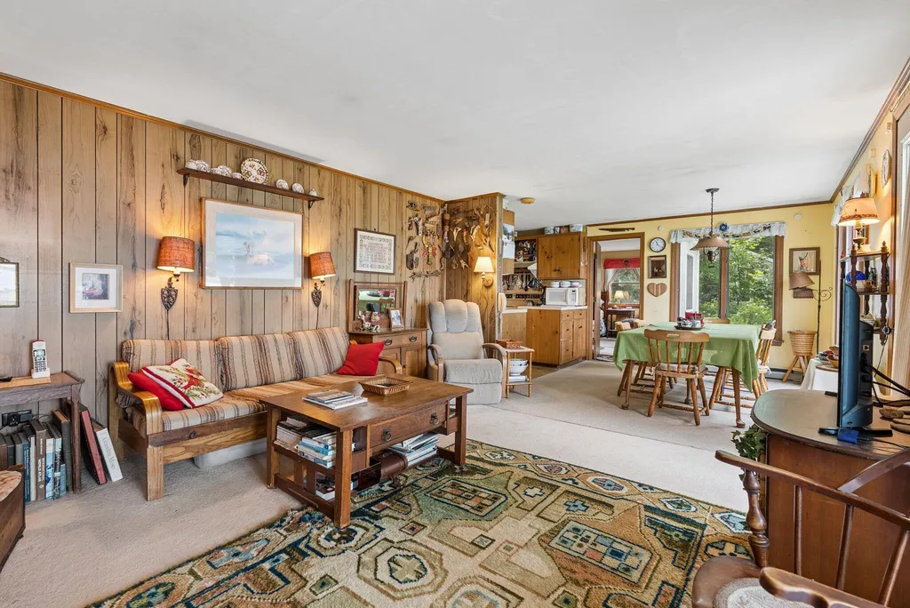 31 Charleston Road Chebeague Island ME 04017