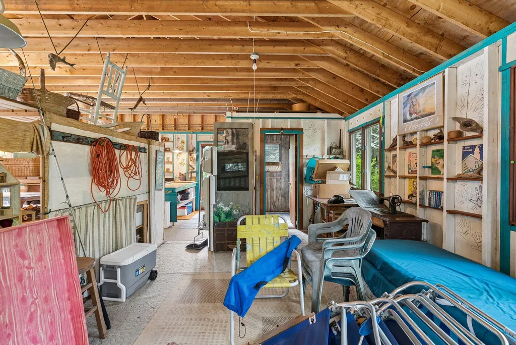 31 Charleston Road Chebeague Island ME 04017