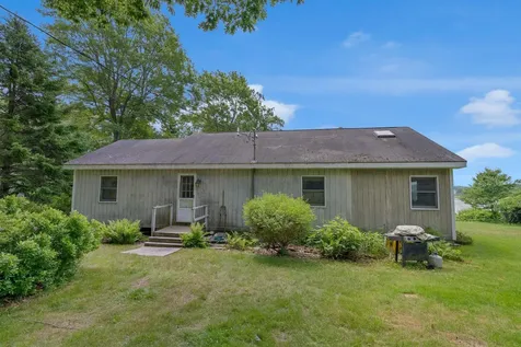 31 Charleston Road Chebeague Island ME 04017