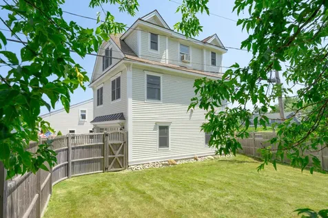 2 Myrtle Avenue South Portland ME 04106
