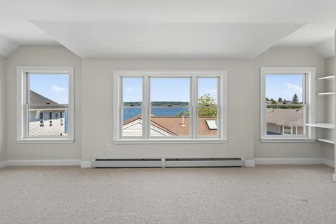 2 Myrtle Avenue South Portland ME 04106