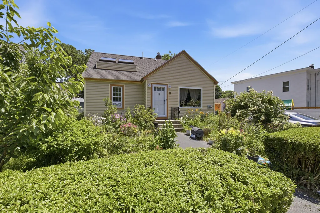 15 Granite Street Biddeford ME 04005