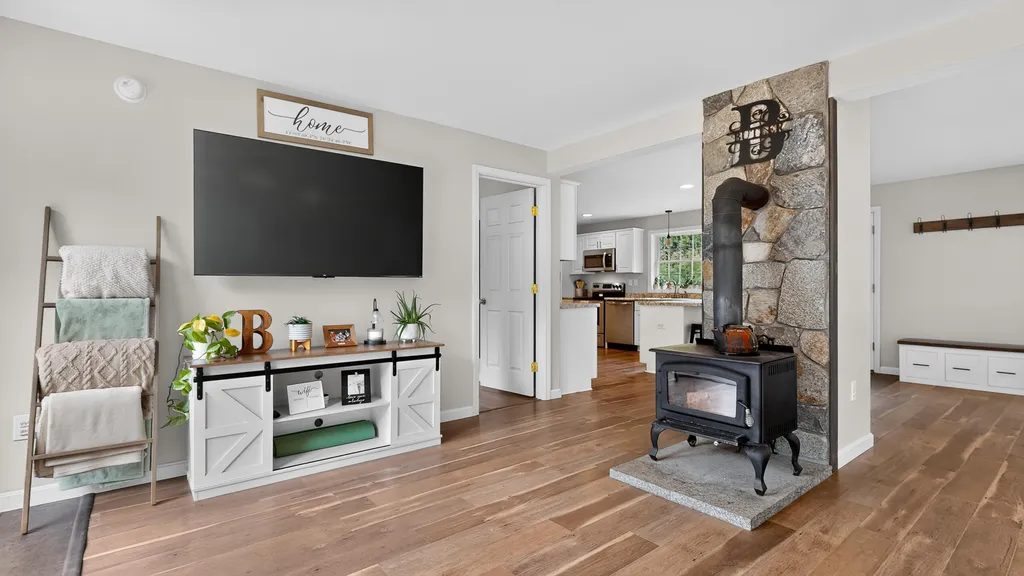 55 Irwins Way Otisfield ME 04270