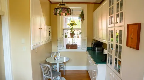 143 Pine Street Portland ME 04102