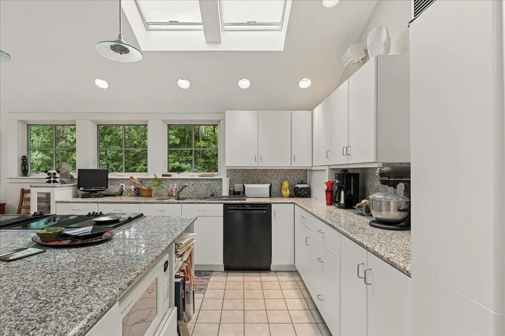 31 State Street Castine ME 04421
