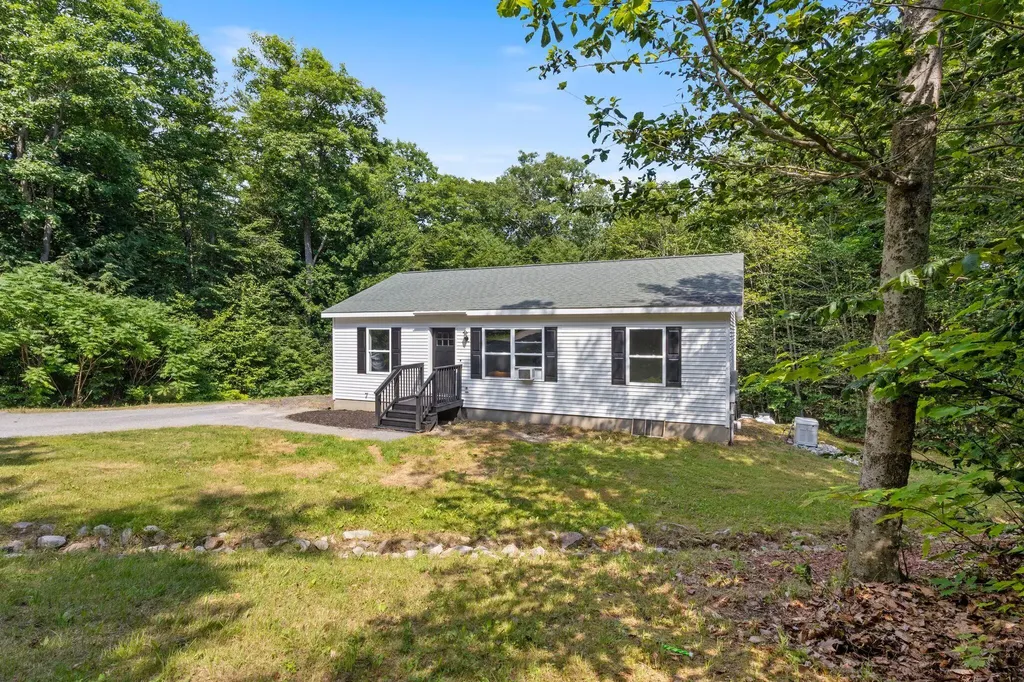 39 Owl Lane Auburn ME 04210