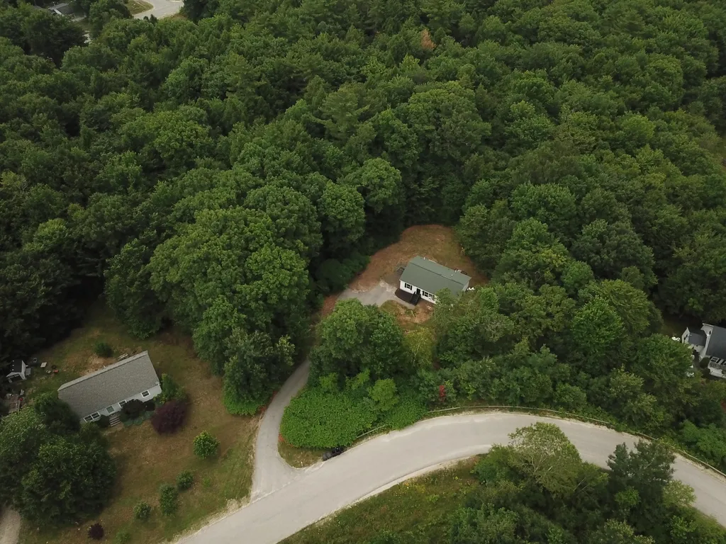 39 Owl Lane Auburn ME 04210