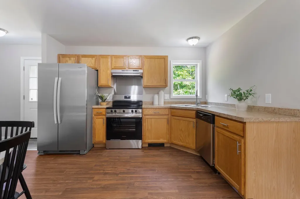 39 Owl Lane Auburn ME 04210