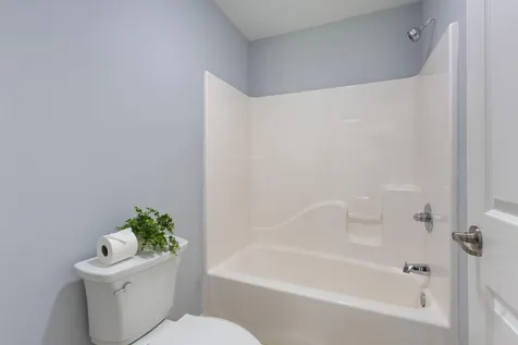 39 Owl Lane Auburn ME 04210