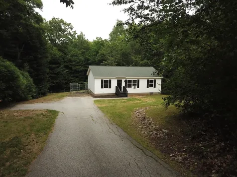 39 Owl Lane Auburn ME 04210