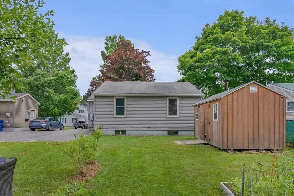 29 Lowell Street Westbrook ME 04092