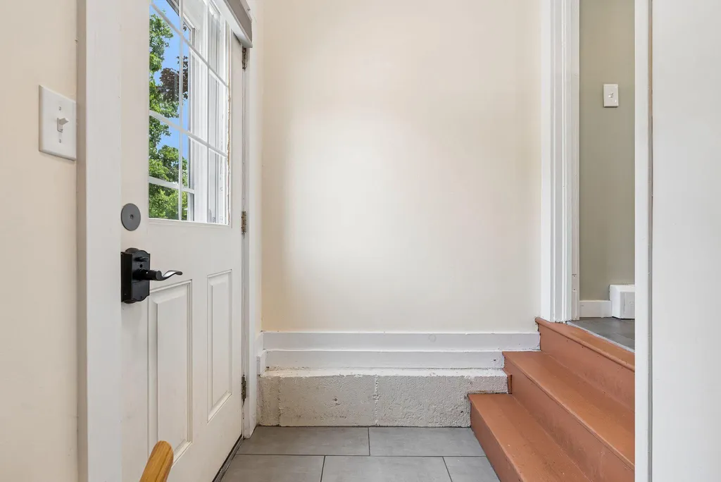 29 Lowell Street Westbrook ME 04092