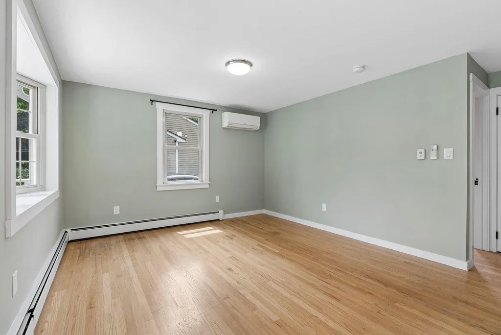 29 Lowell Street Westbrook ME 04092