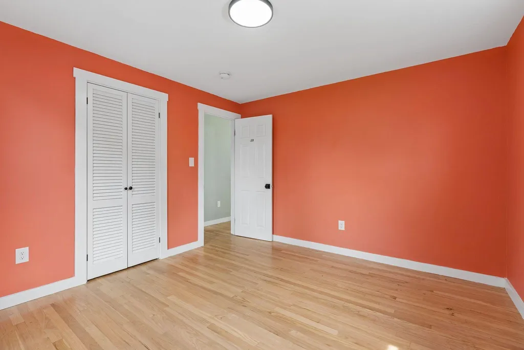 29 Lowell Street Westbrook ME 04092