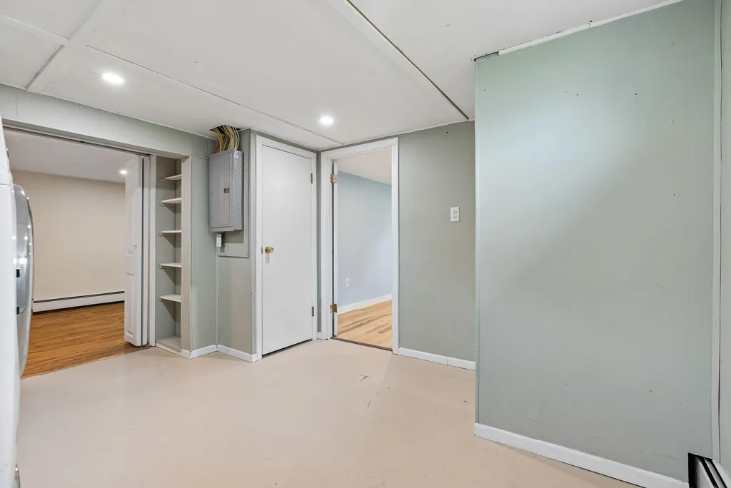 29 Lowell Street Westbrook ME 04092