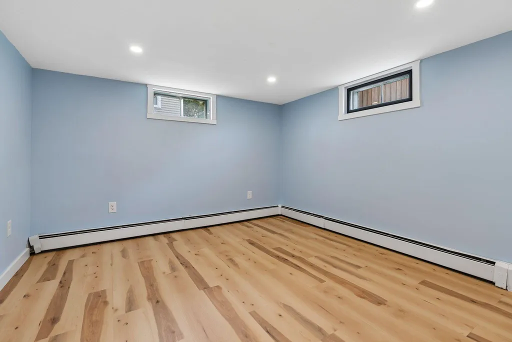 29 Lowell Street Westbrook ME 04092