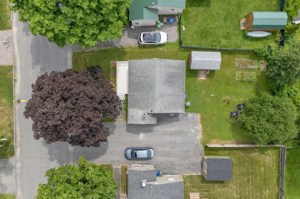 29 Lowell Street Westbrook ME 04092