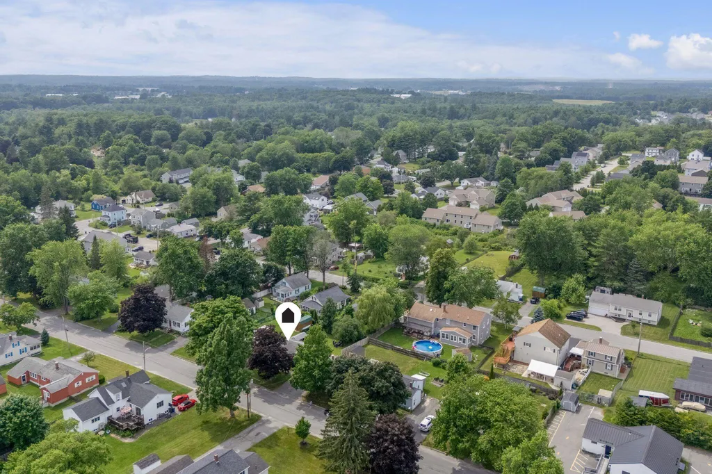 29 Lowell Street Westbrook ME 04092