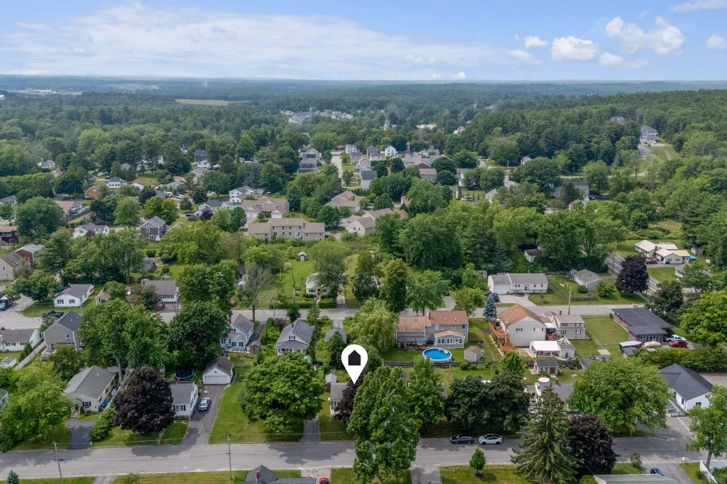 29 Lowell Street Westbrook ME 04092