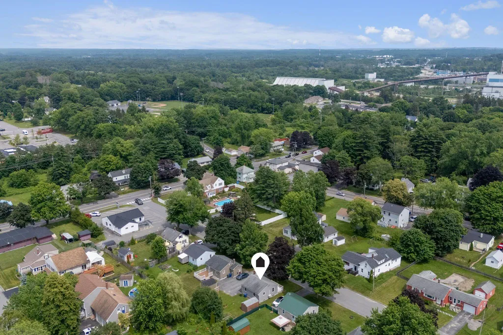 29 Lowell Street Westbrook ME 04092