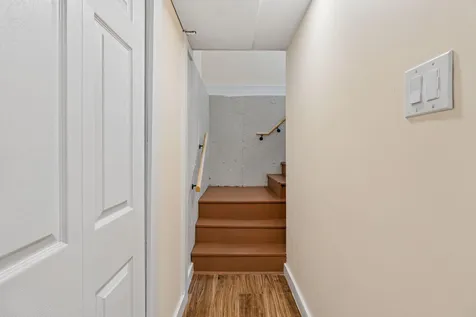 29 Lowell Street Westbrook ME 04092