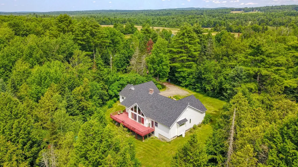 6 Apple Tree Lane Albion ME 04910