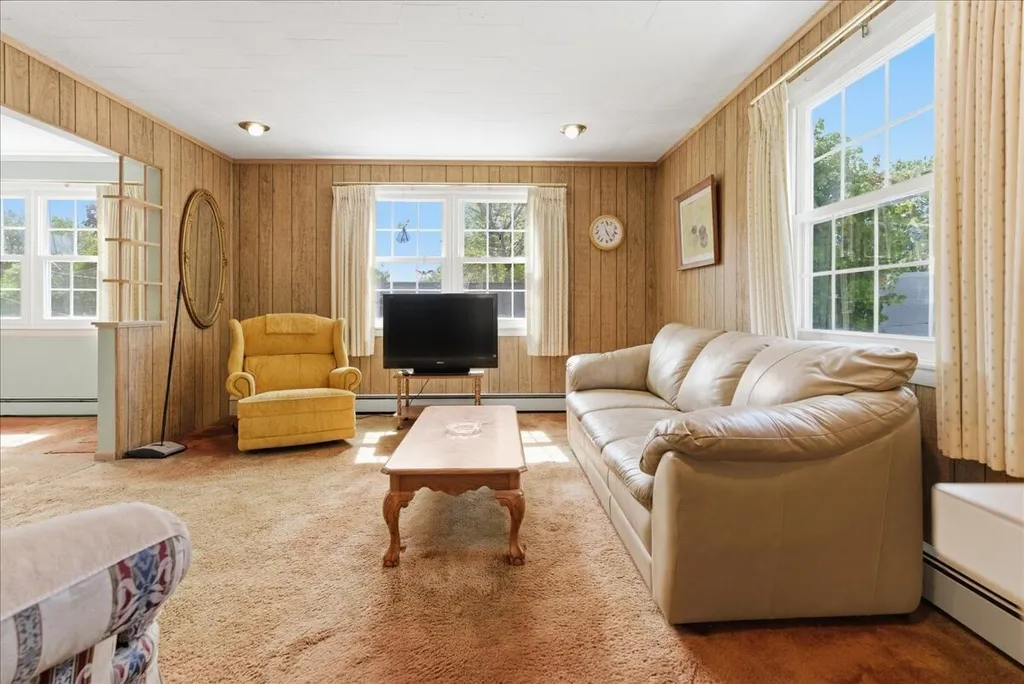 24 Demi Circle Lewiston ME 04240