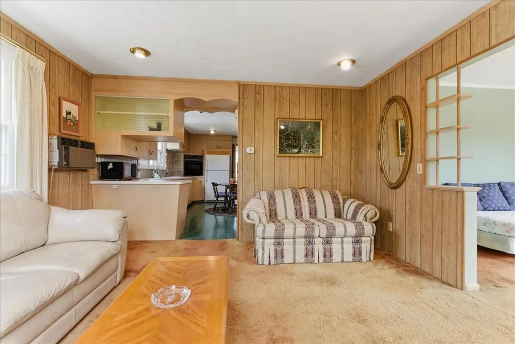 24 Demi Circle Lewiston ME 04240