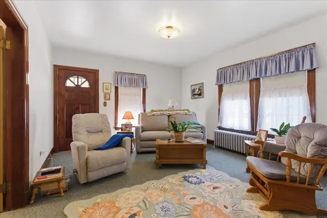 24 Demi Circle Lewiston ME 04240