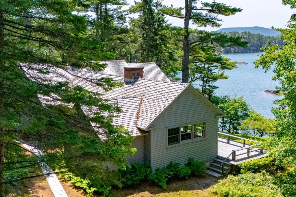 562 Sound Drive Mount Desert ME 04660