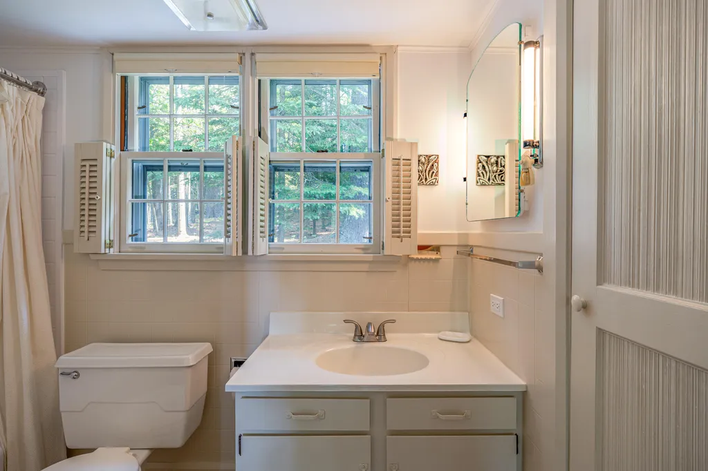 562 Sound Drive Mount Desert ME 04660