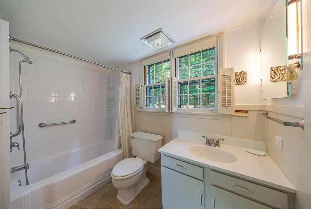 562 Sound Drive Mount Desert ME 04660