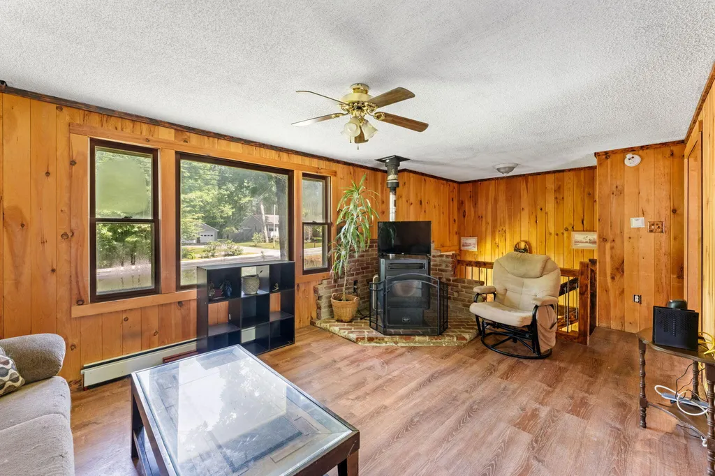 1664 Lewiston Road Litchfield ME 04350