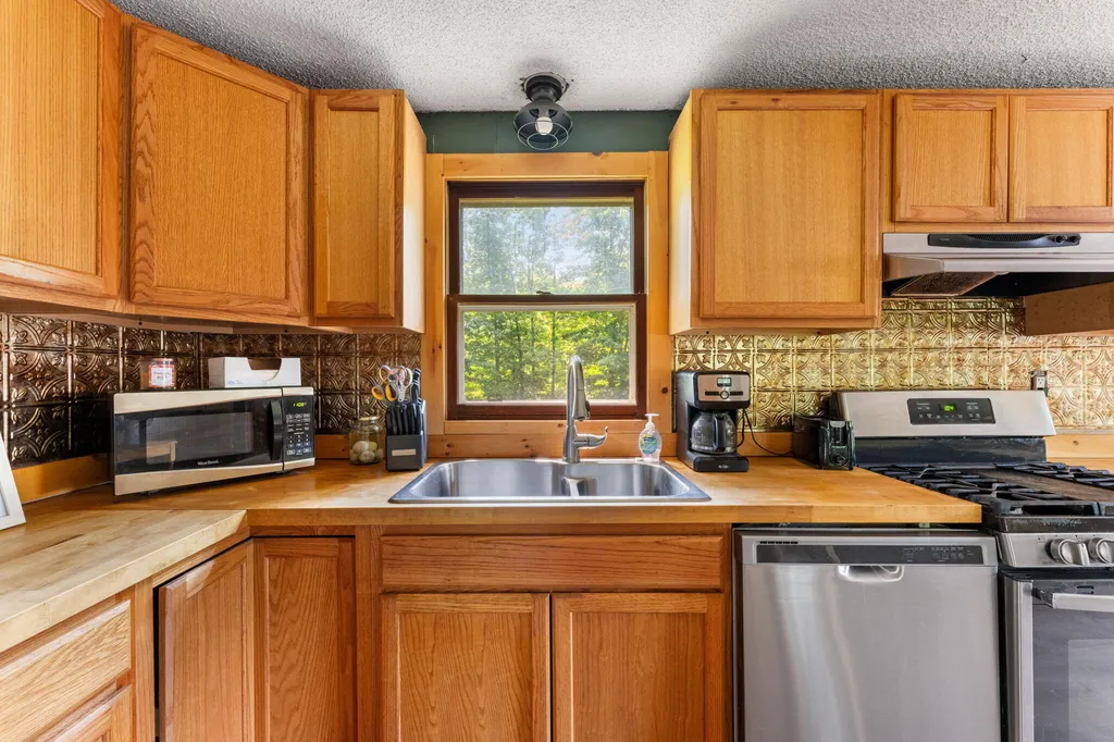 1664 Lewiston Road Litchfield ME 04350