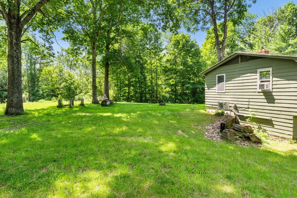 1664 Lewiston Road Litchfield ME 04350
